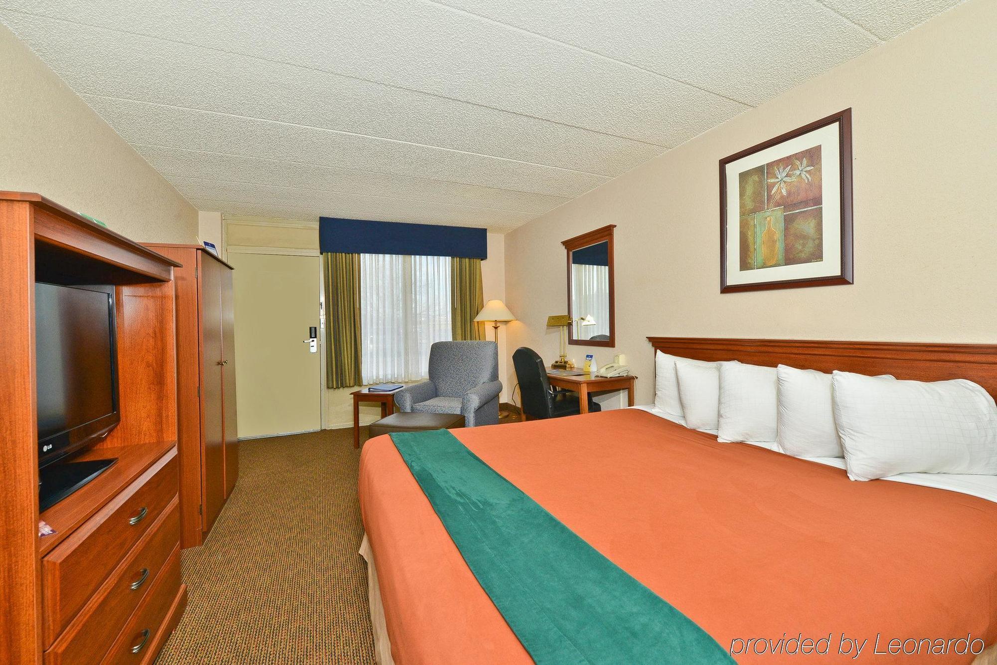 Best Western Harrisonburg Inn Екстериор снимка